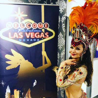 Vegas Showgirl - Glasgow Fun Casinos