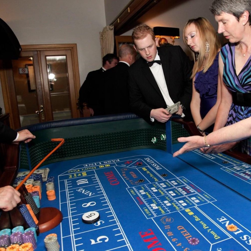 Craps Table - Glasgow Fun Casinos